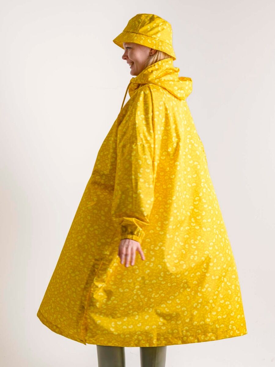 regnponcho i mønster. Danefæ regnslag