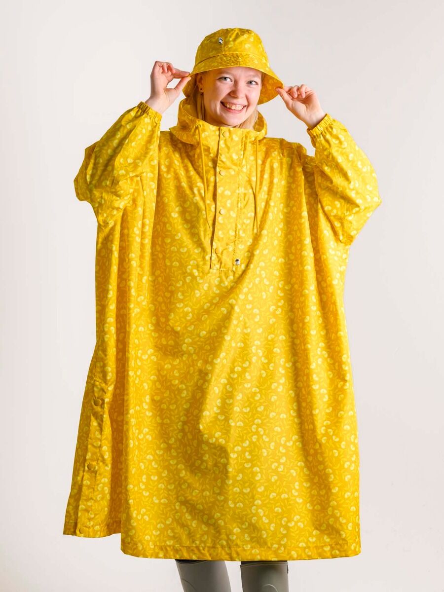 Regnponcho med mønster