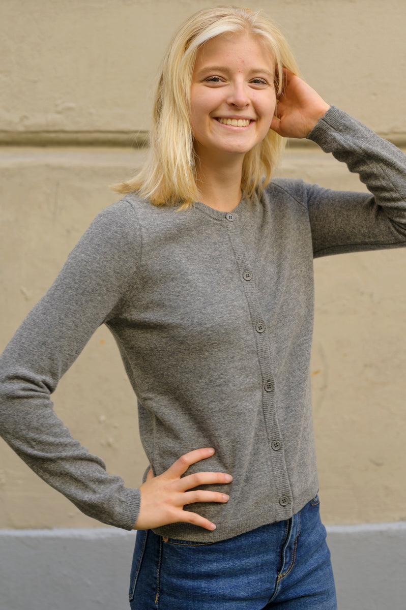 ESS - Forget me not Merino Cardigan Heather Grey