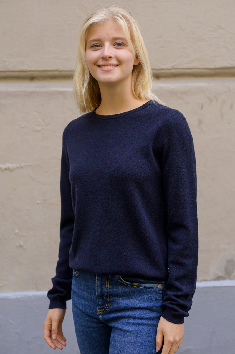 ESS - Bliss Merino Sweater Navy