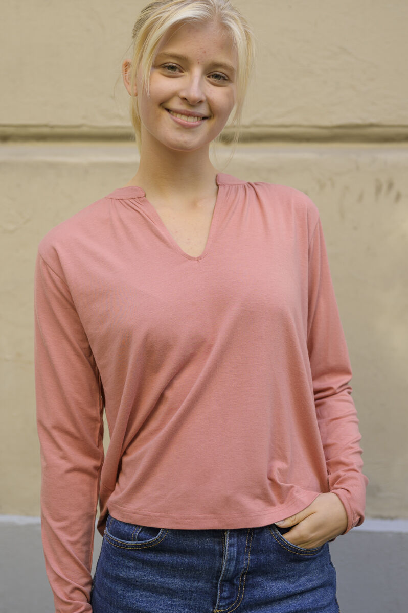 ESS - Danebaba Wool Blouse Old Rose