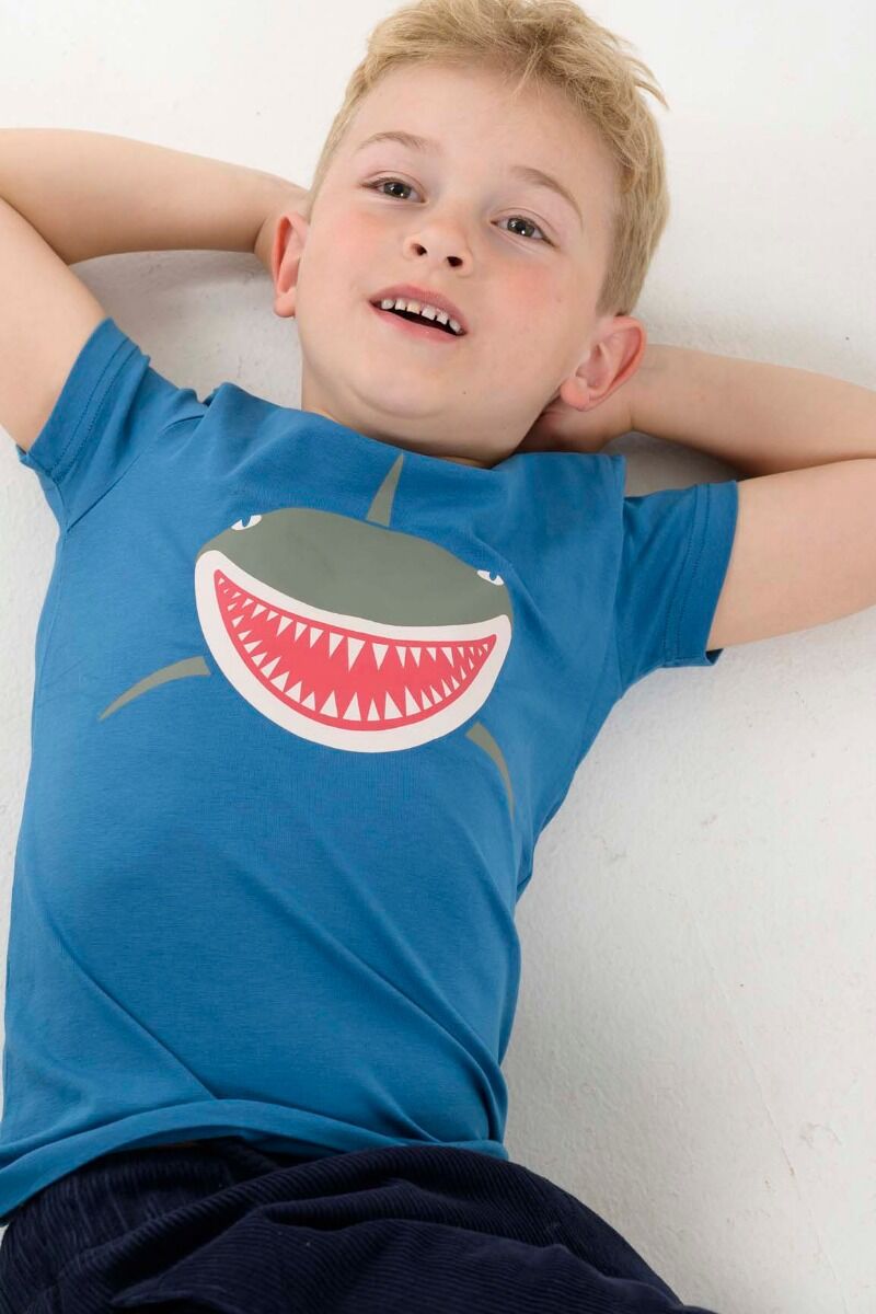 T-shirt til børn med haj
