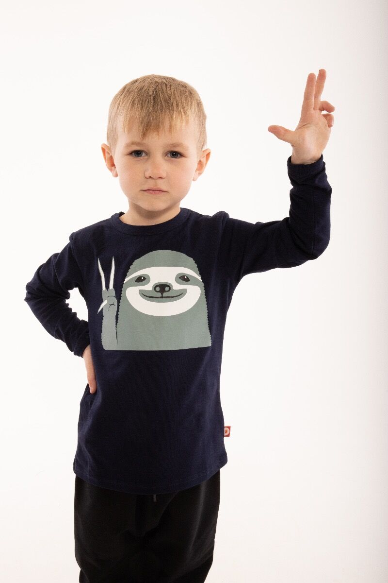 Bluse med dovendyr