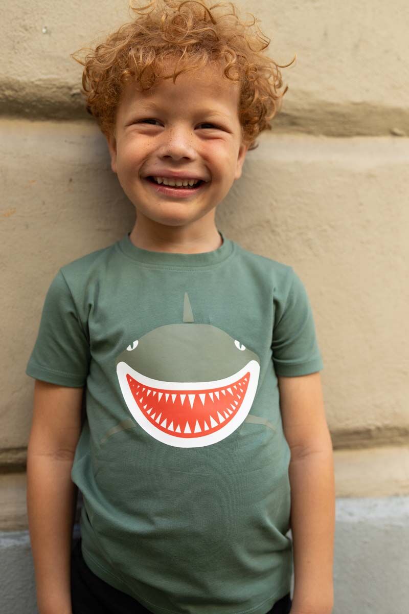 Børne t-shirt med haj