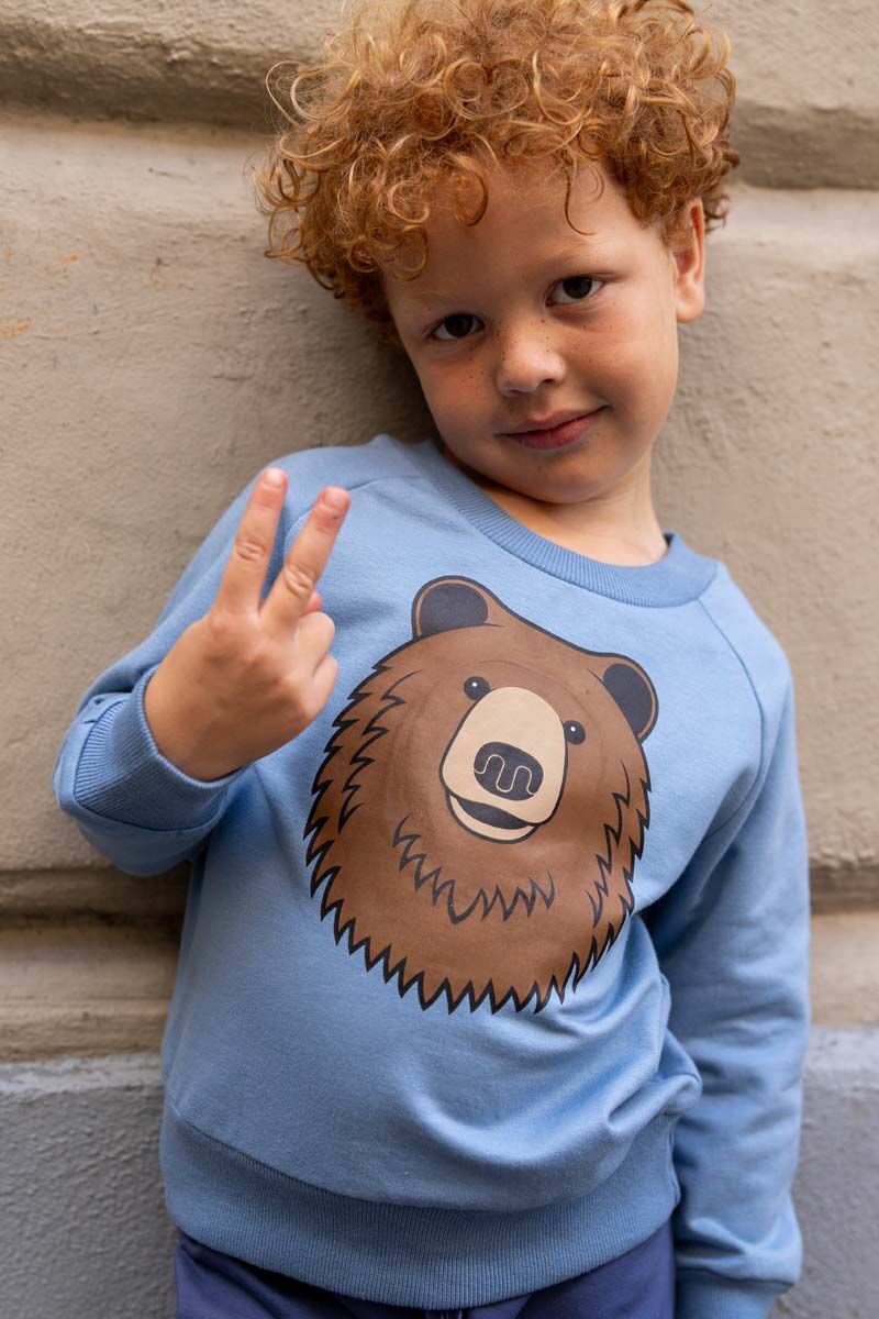 Sweater til børn med bjørn.