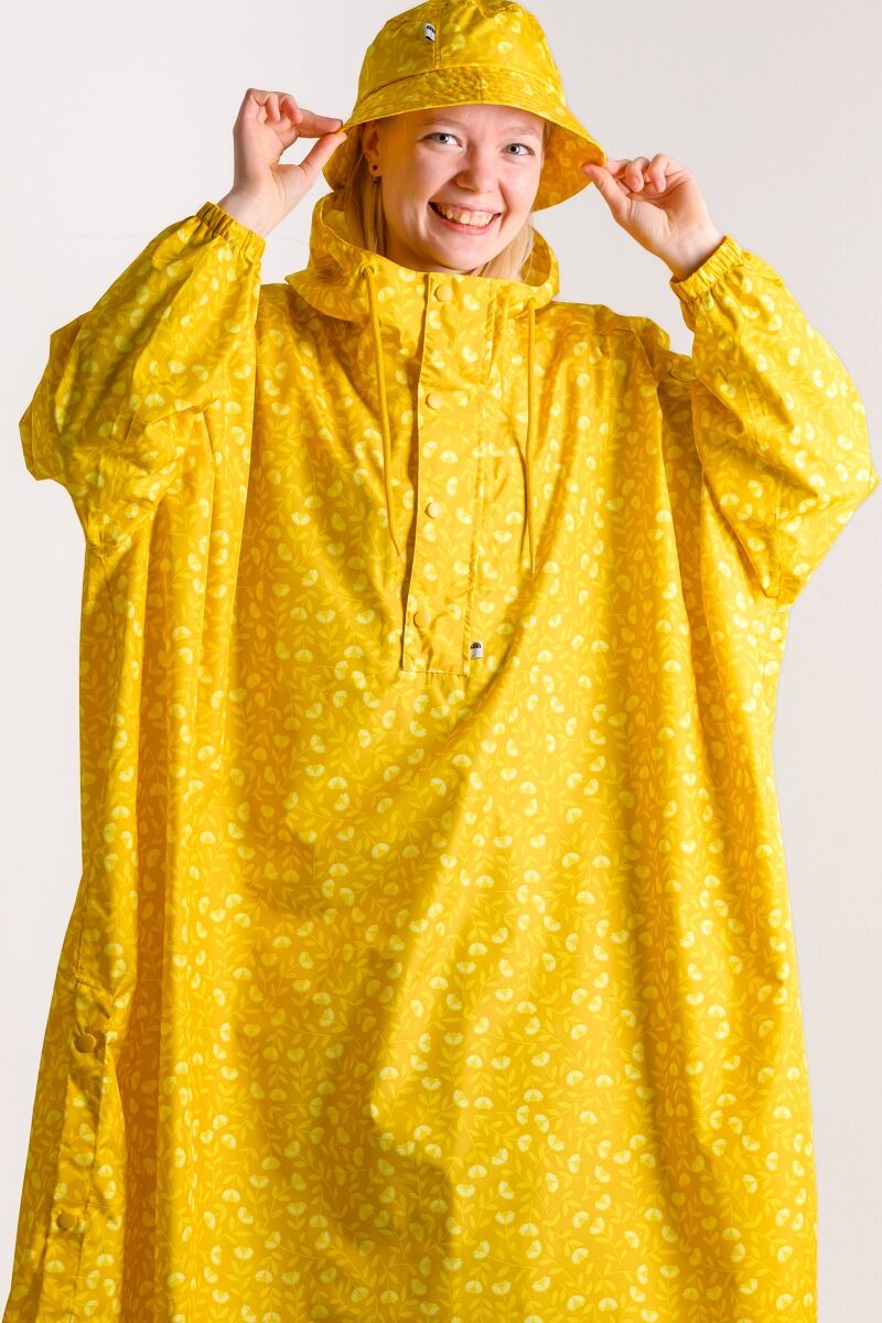 regnponcho i mønster. Danefæ regnslag