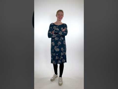 Danenassau Dress Dusty navy HEMLOCK