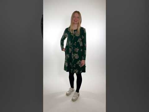 ORGANIC - Vibeke Dress Black green HEMLOCK