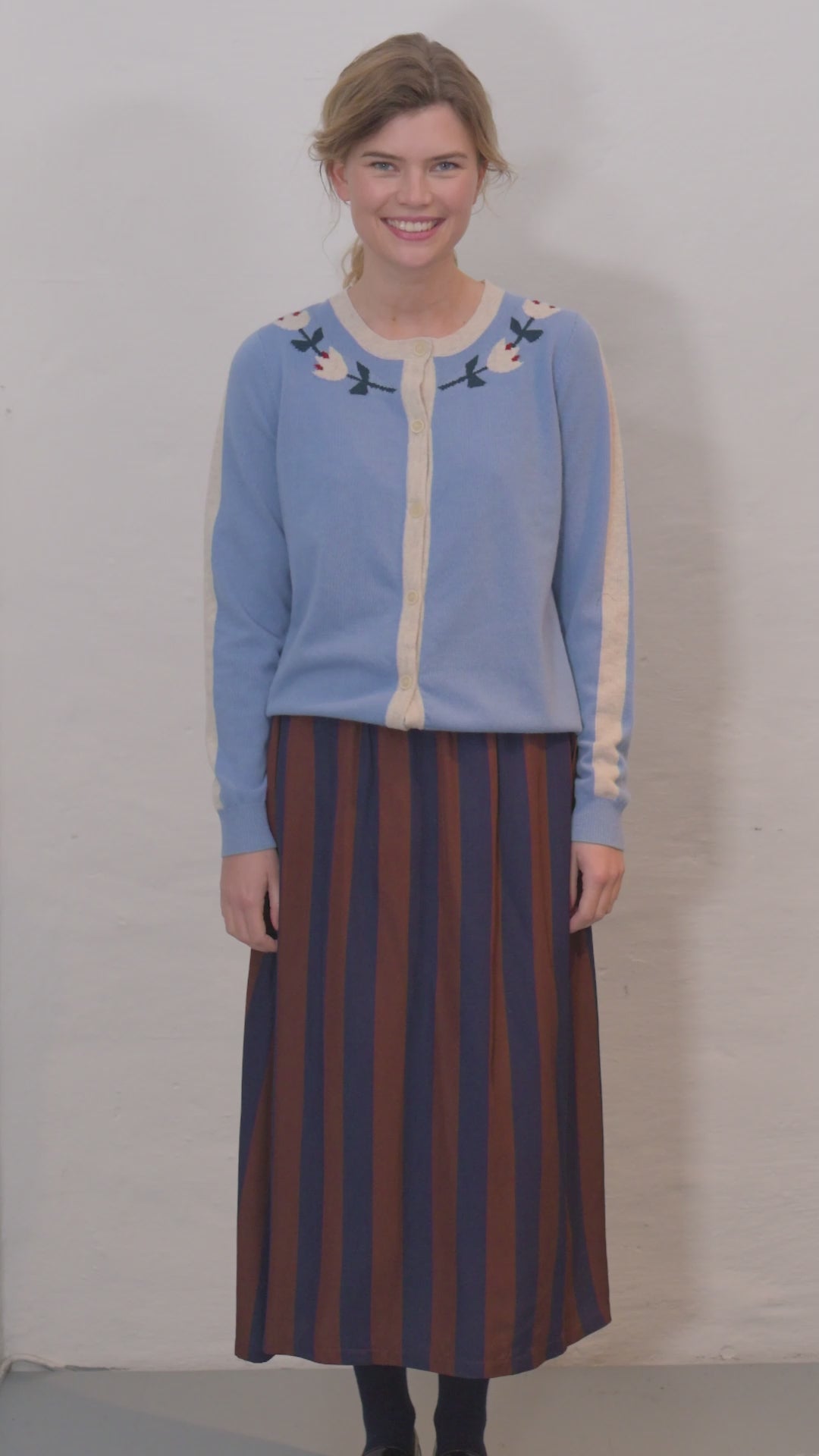 Danelife Merino Wool Cardigan Lt Blue Grey
