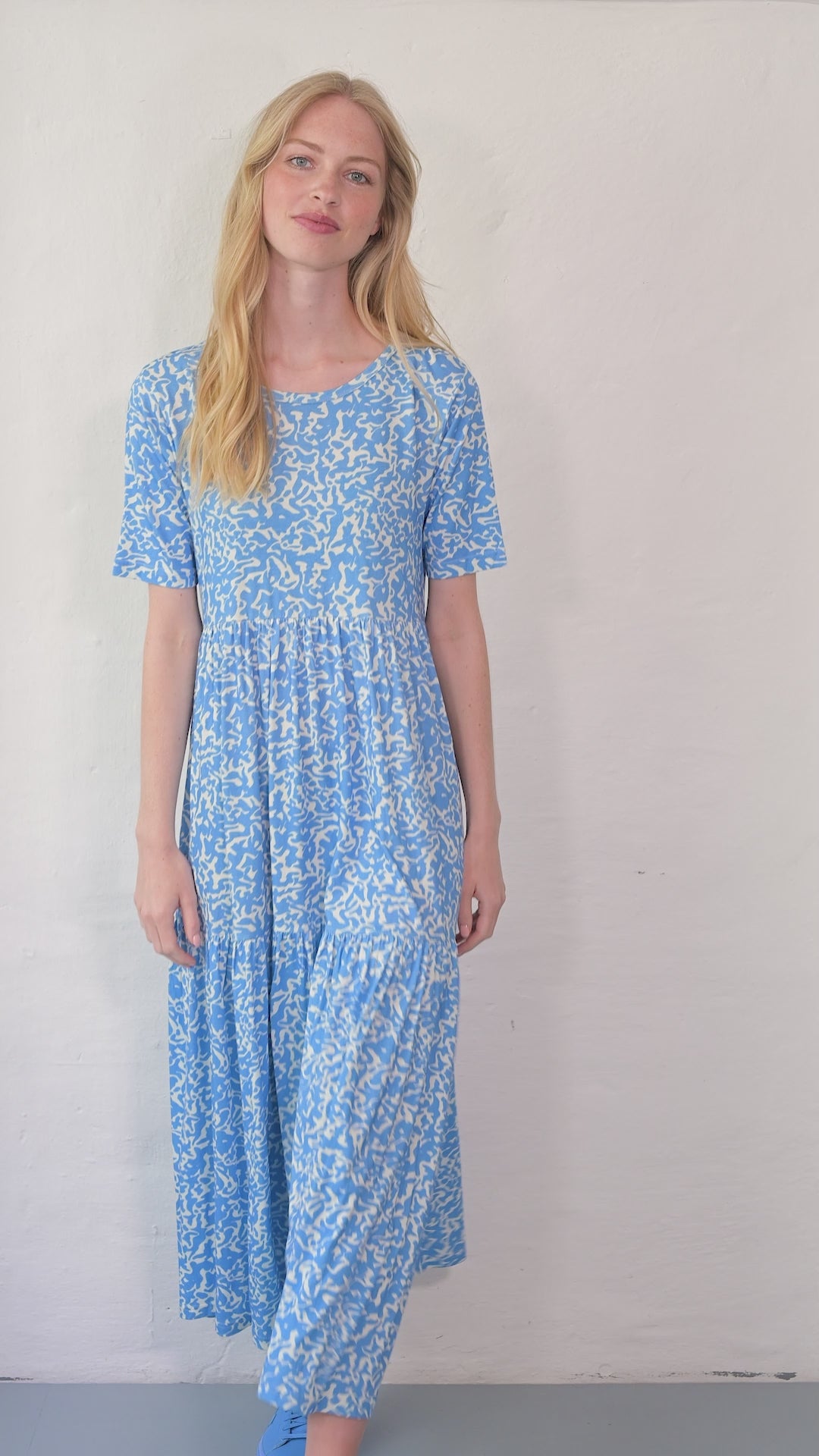 Danemarkise Viscose Dress Fresh Blue/Chalk RIPPLES
