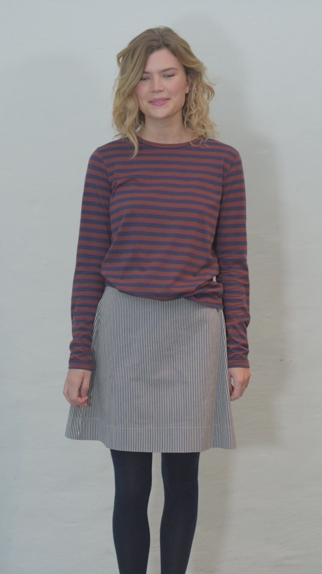 Danejubii Modal Tee Dk Navy/Dk Merlot