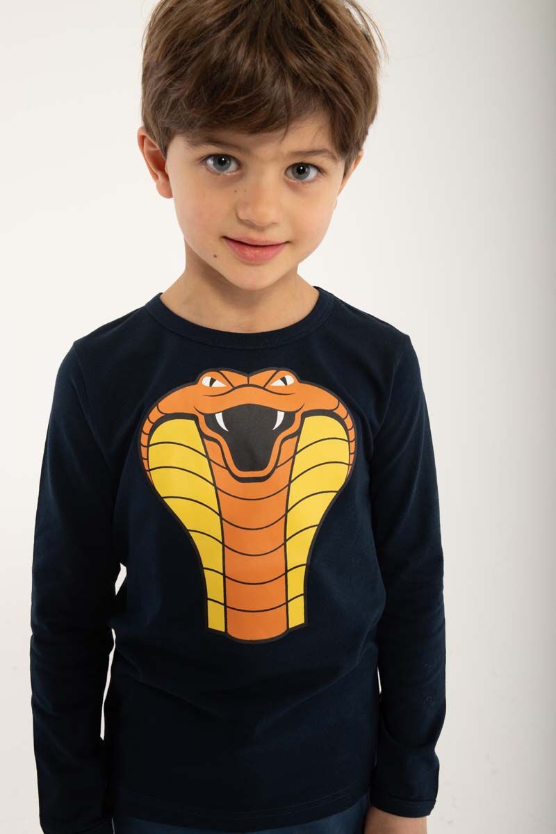 Bluse med kobra slange