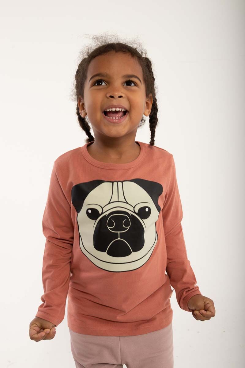 Bluse med Mops hund
