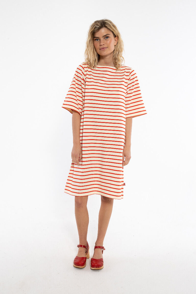 Danetrinidad Dress Chalk/Bright Red