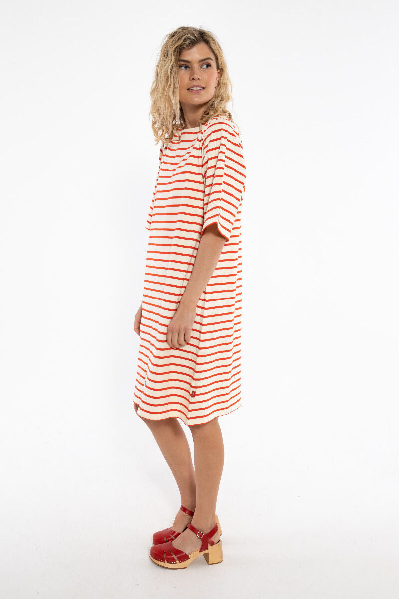 Danetrinidad Dress Chalk/Bright Red