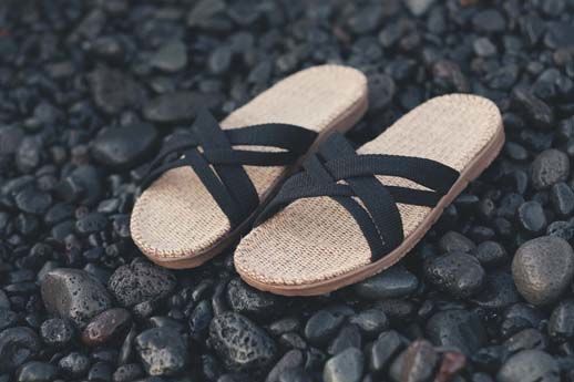 Shangies Women Black