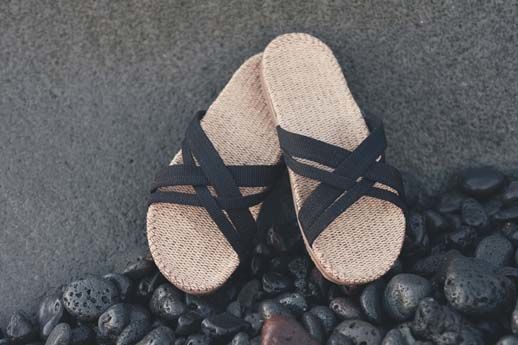 Shangies Women Black