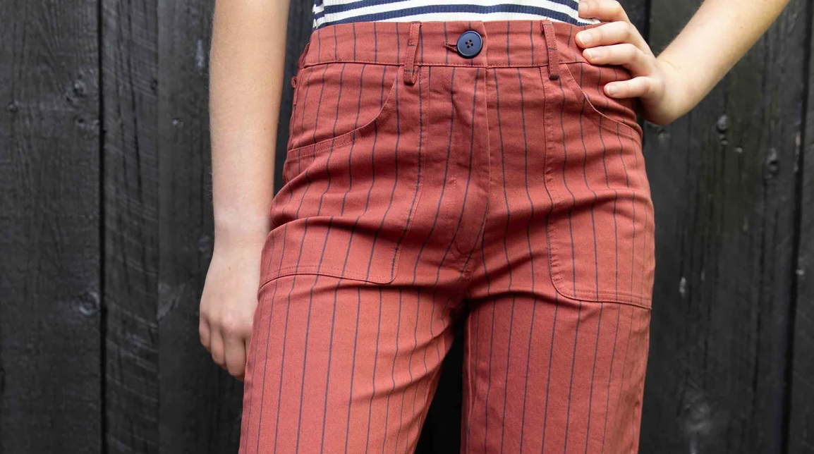 Bukse BAZAR hos Danefæ – Gør et kup på vores populære DaneDaisy Pants!