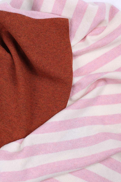 Danebundle-up Merino Scarf Rust/Pink