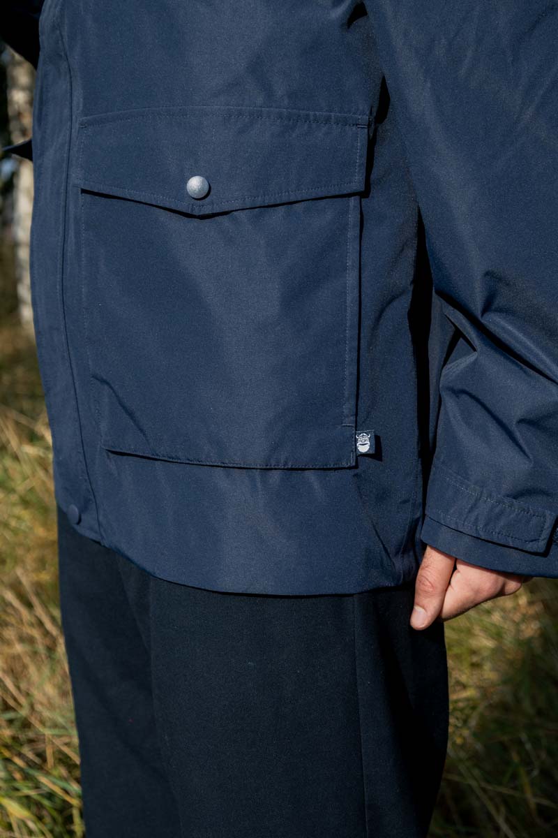 Navyblå regnjakke til mænd