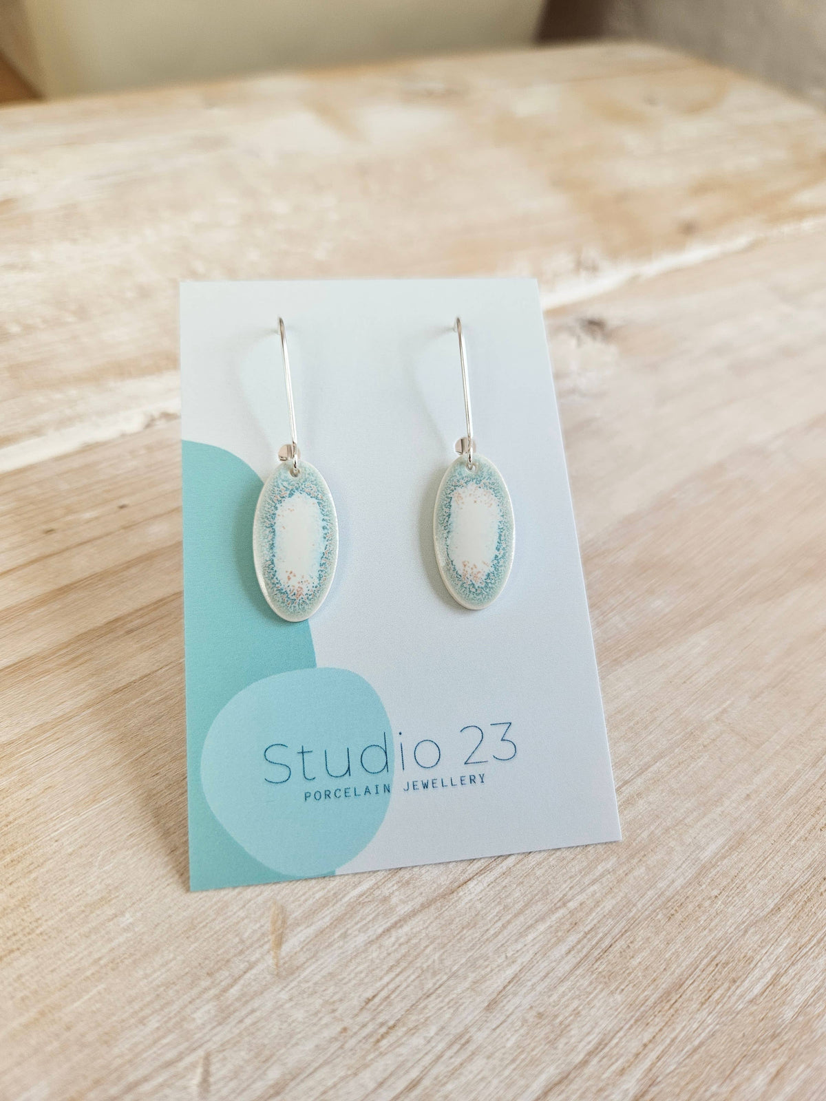 Drop Oval Earring Pair: Ivy