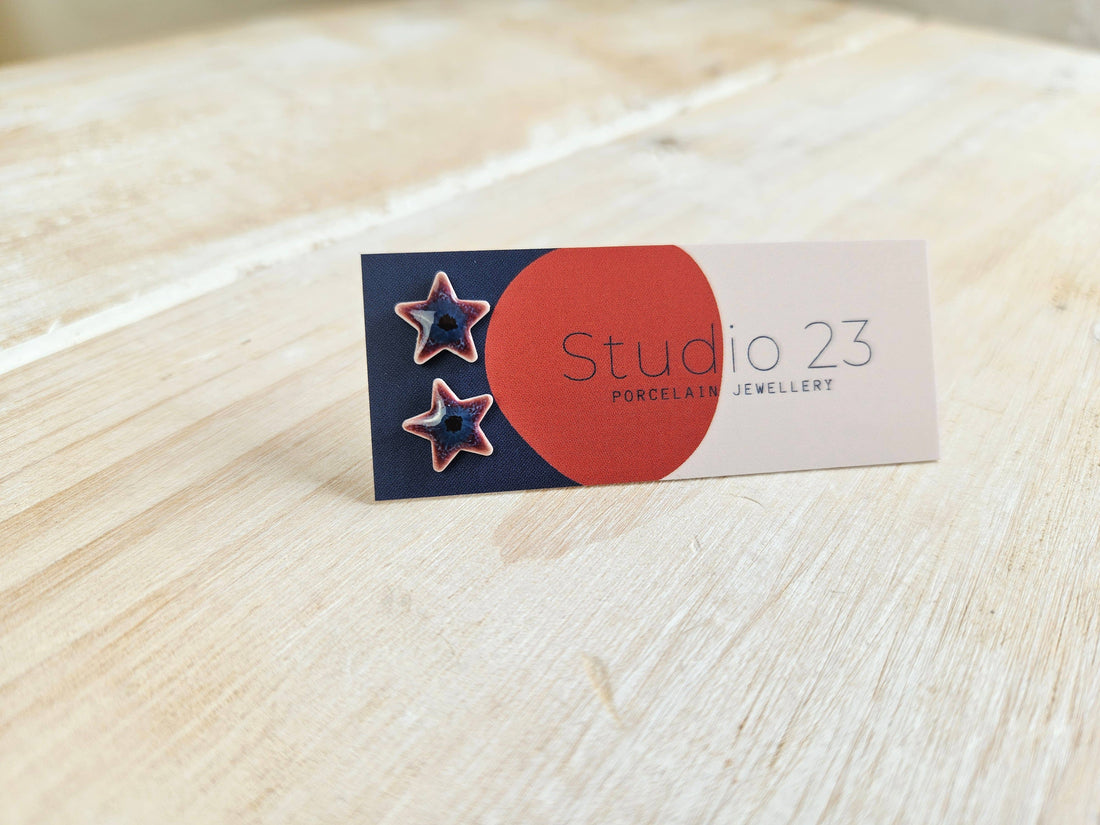 Stern-Ohrstecker-Paar, Burgunderrot/Marineblau