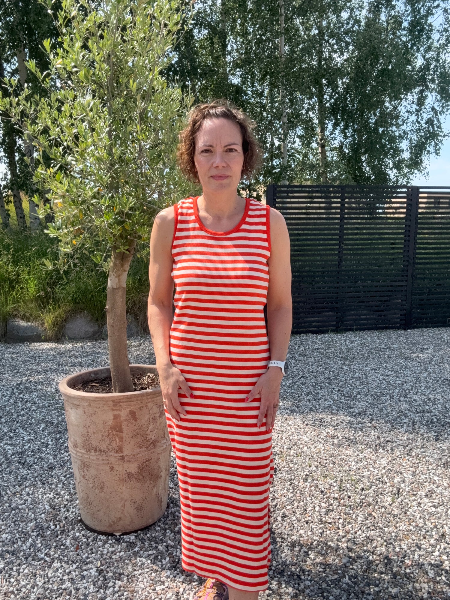 ESS - Danerootbeer Ribbing Dress Bright Red/Chalk