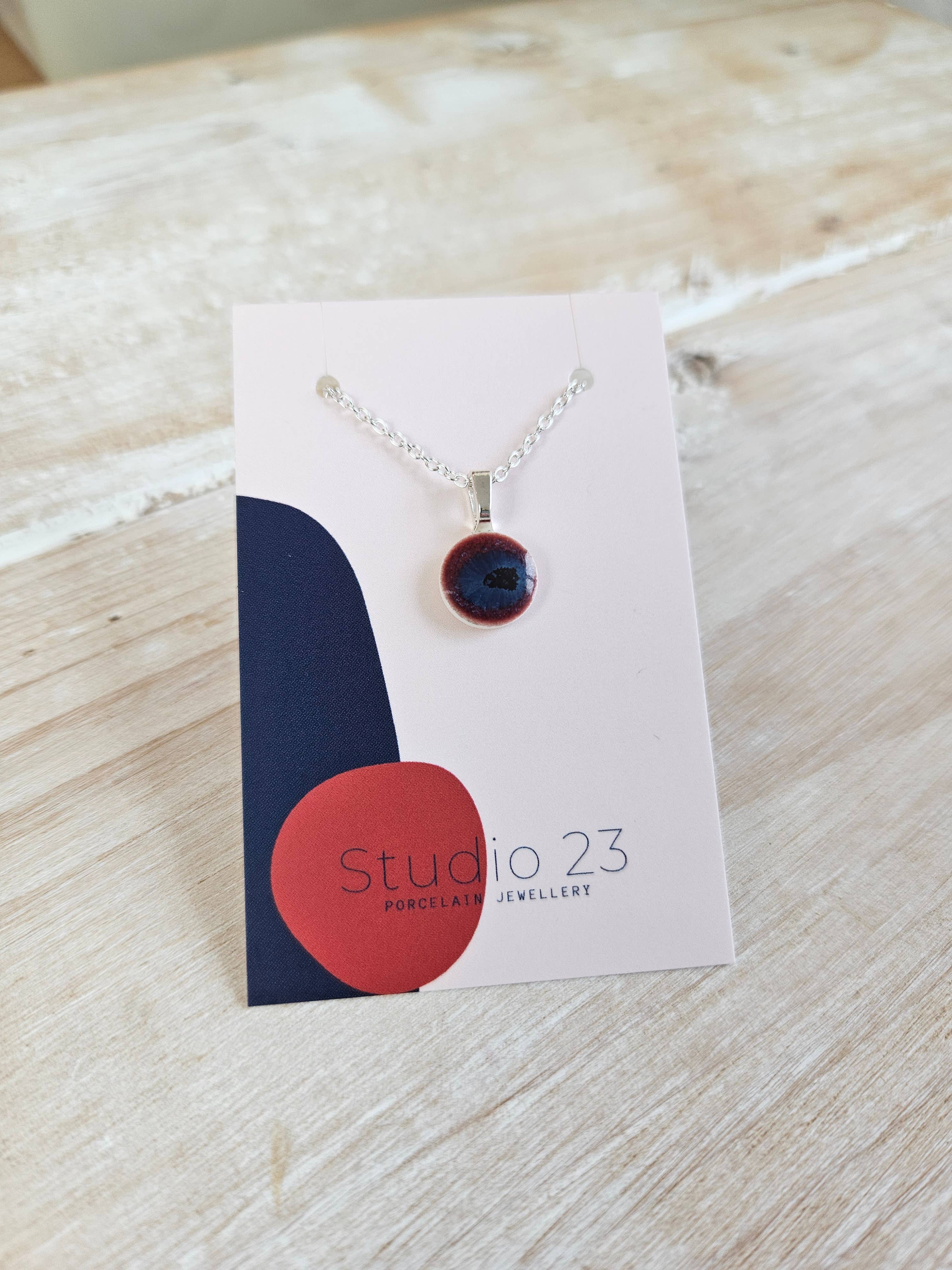 Studio 23 Pendant Circle Olive
