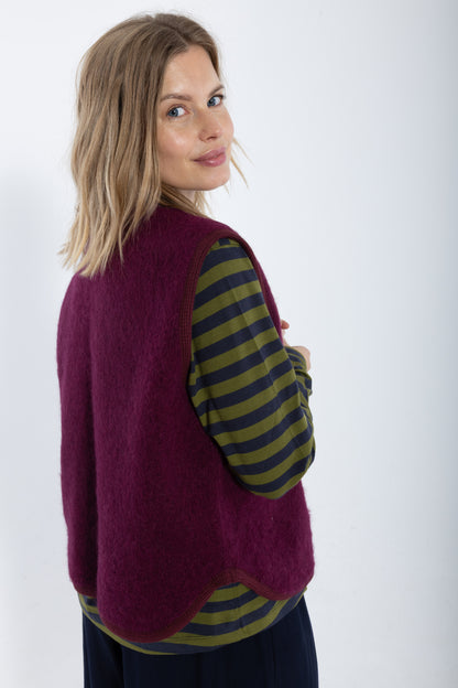 Danecobra Wool Vest Dark Wine