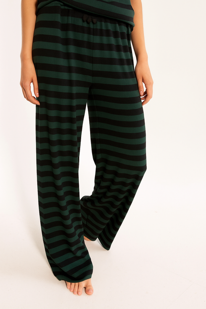 ESS - Danebalka Lounge Pants Black/Dk Pine