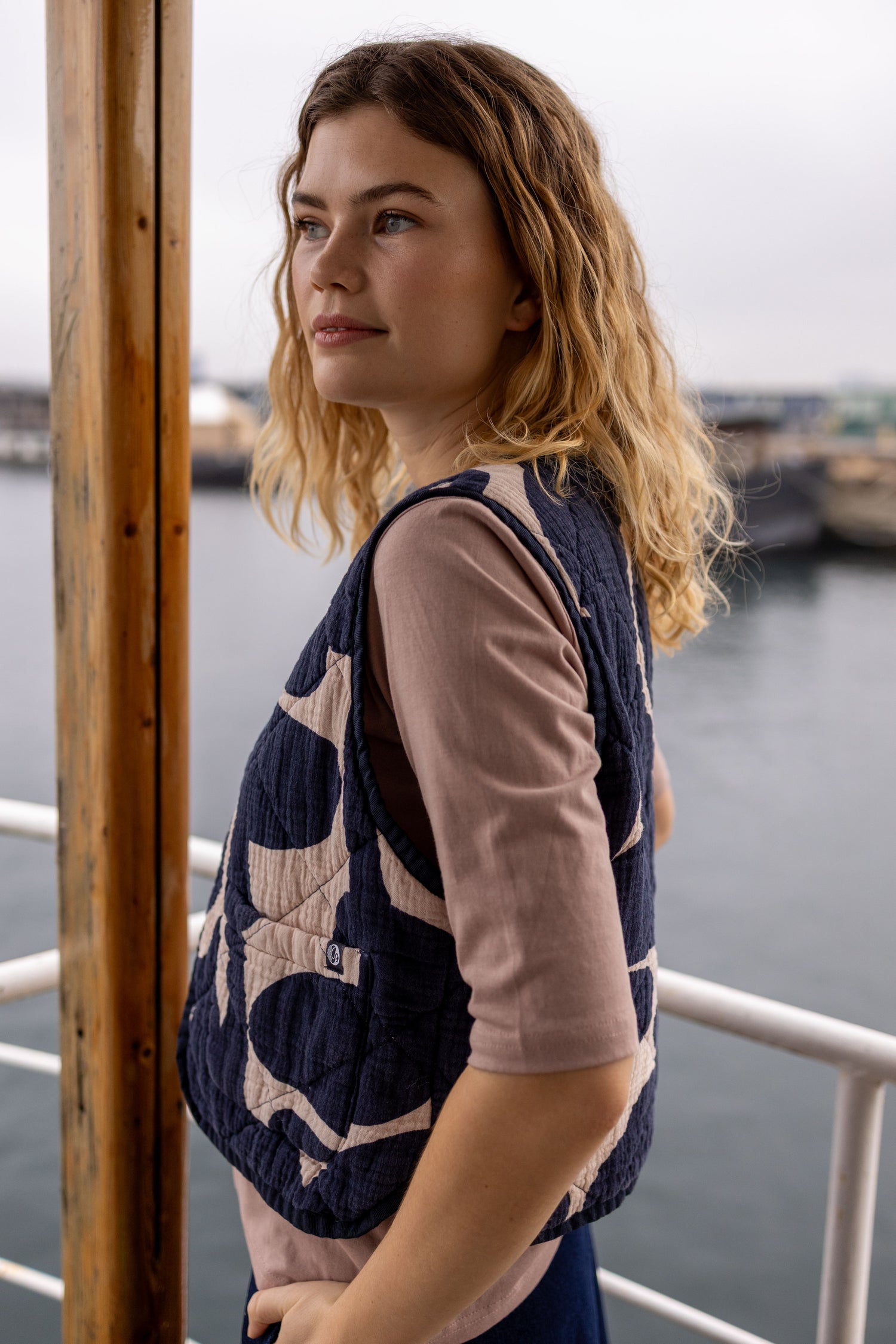 Daneblues Quilt Vest Dark Navy/Chalk TROPS