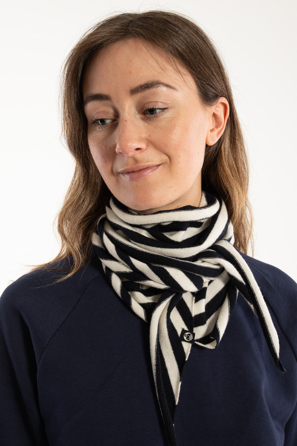 Danechic Merino Scarf - Navy/chalk