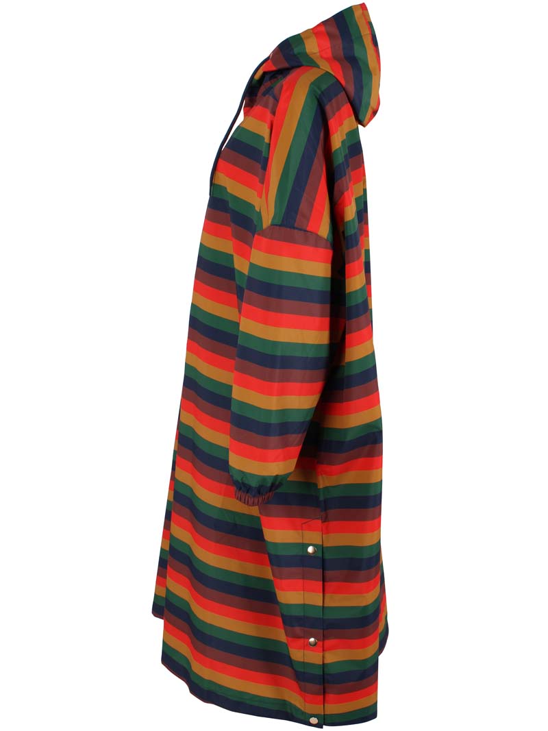 Regnponcho med striber