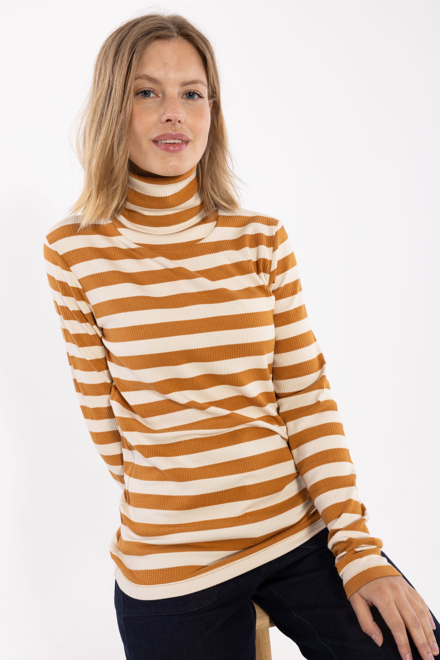 ESS - Danecozy Rollneck Golden Honey/Chalk