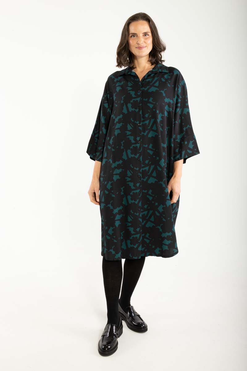 Danetiki Sateen Twill 3/4 Dress Dk Slate BRAMBLE