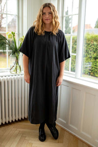 Danehostess Heavy Linen Dress Black