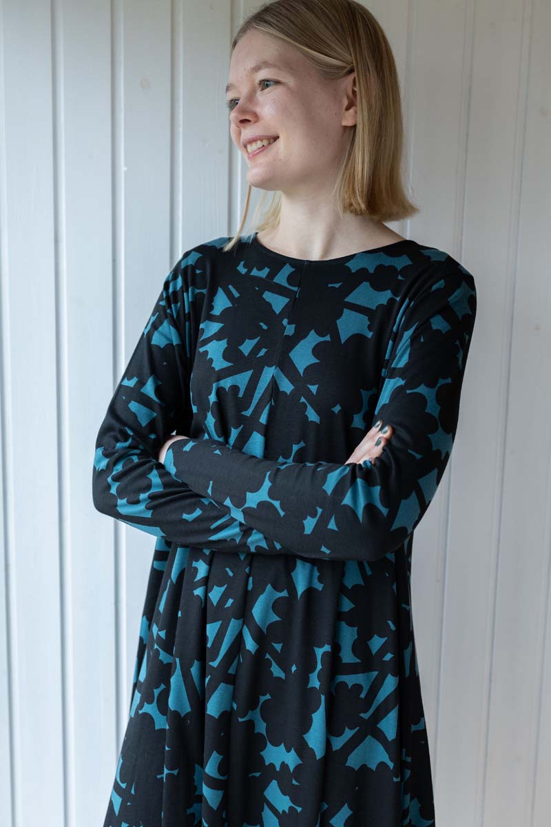 ORGANIC - Danalberte LS Interlock Kleid Dk Slate BRAMBLE