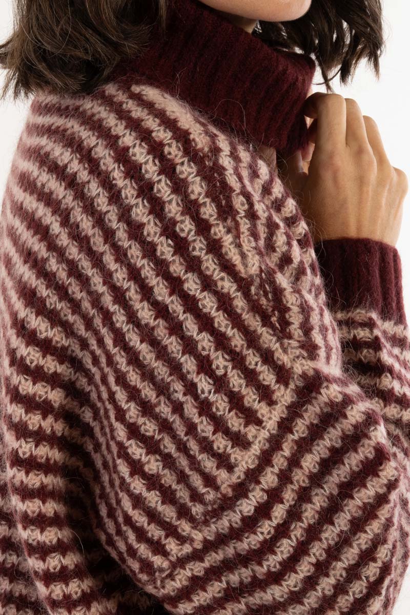 Danecaring Alpaca Rollneck Sweater Dk Merlot/Powder 