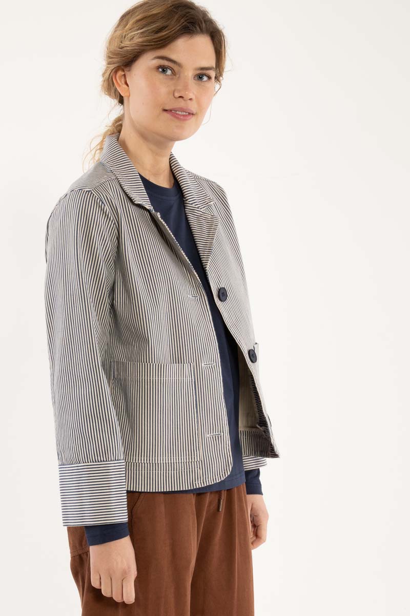 Fin canvasblazer med navyblå og hvide striber til kvinder