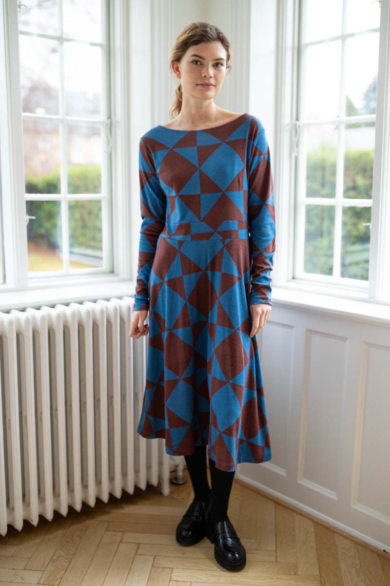 ORGANIC - Daneviborg LS Interlock Dress Ocean Purple DIAMETRIC