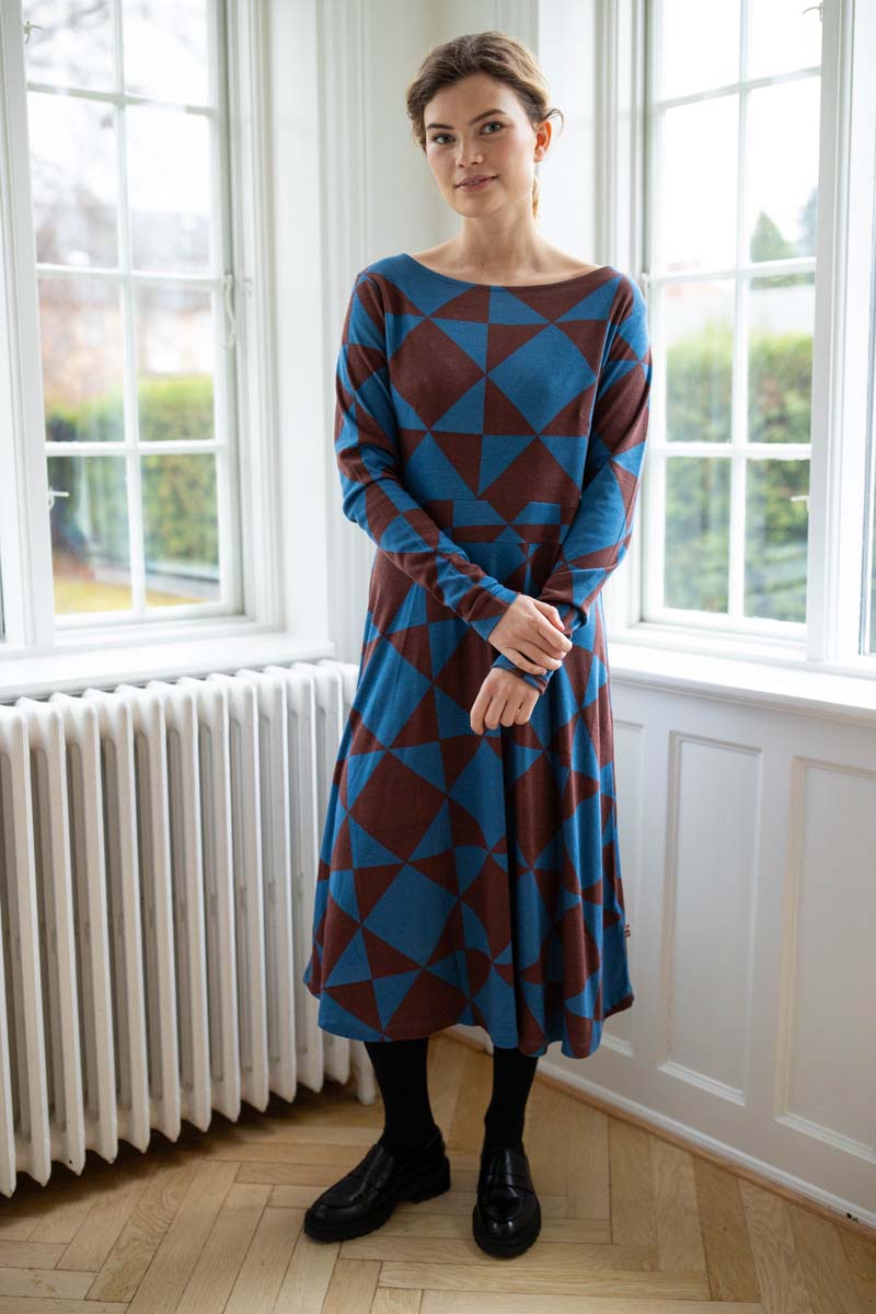 ORGANIC - Daneviborg LS Interlock Dress Ocean Purple DIAMETRIC