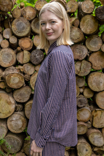 Sød bæk og bølge skjorte med smalle striber til kvinder