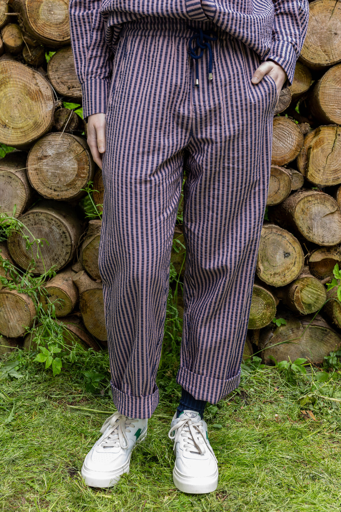 Fine bæk og bølge bukser med smalle striber til kvinder