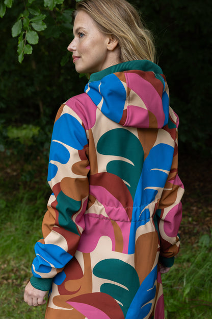 Softshellfrakke i farverigt mønster til kvinder fra Danefæ