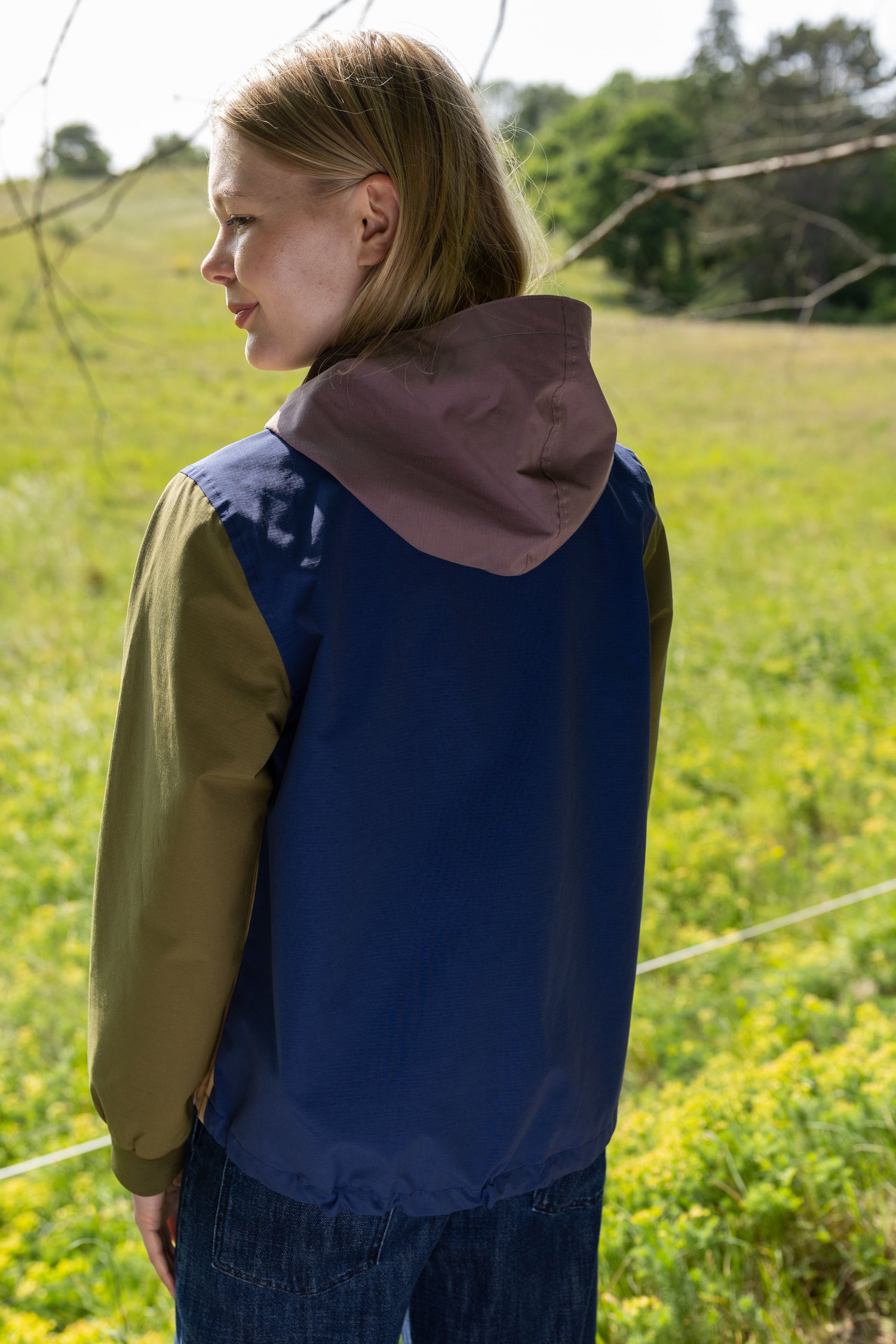 Smart multifarvet overgangsjakke til kvinder fra Danefæ