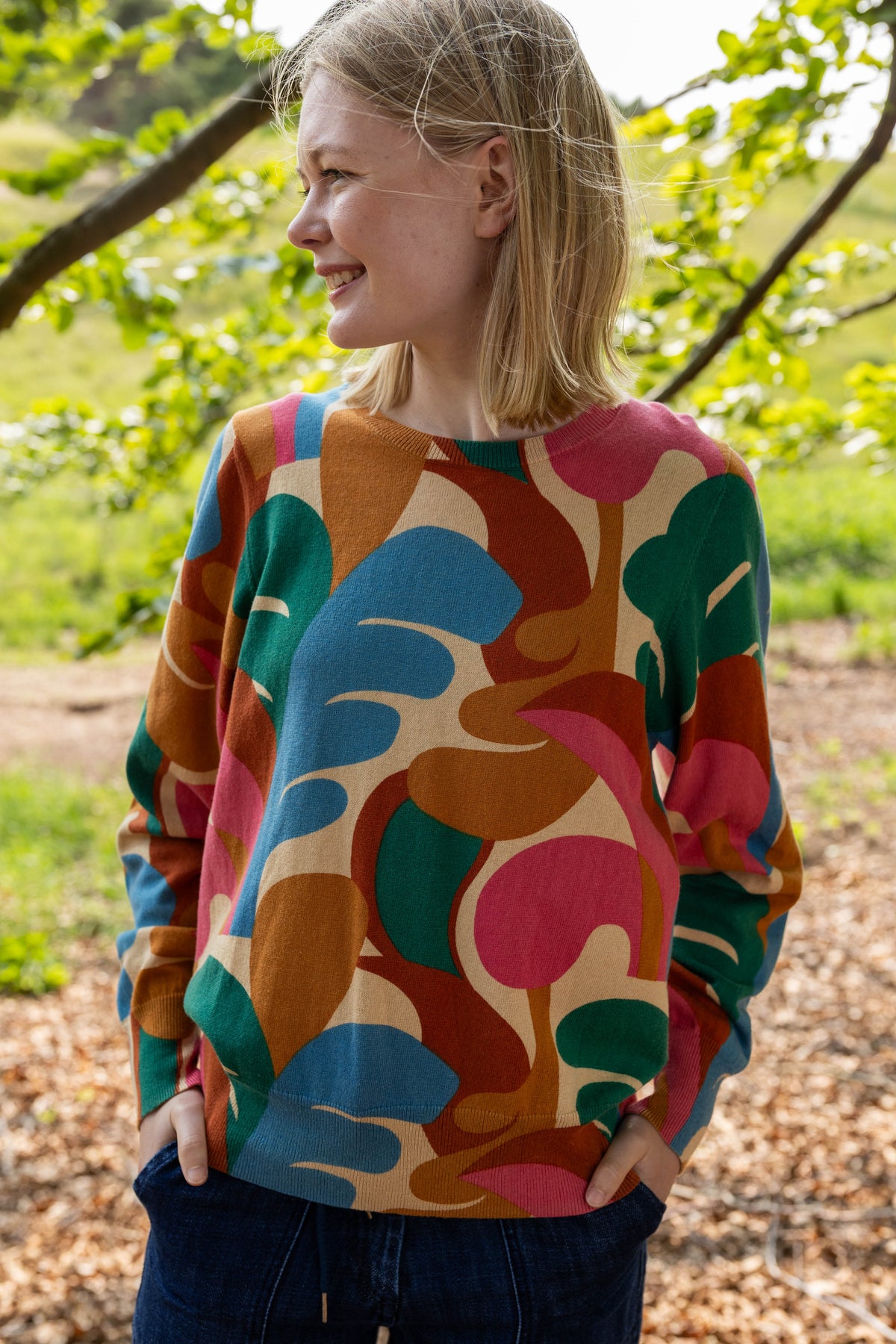 Lækker sweater i flot farverigt mønster til kvinder fra Danefæ
