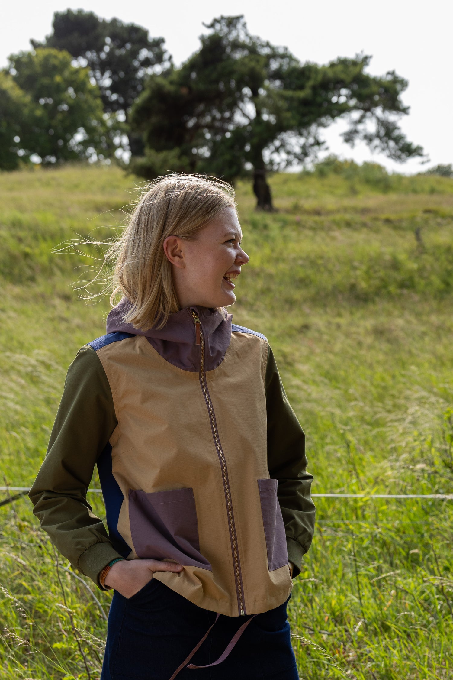 Smart multifarvet overgangsjakke til kvinder fra Danefæ