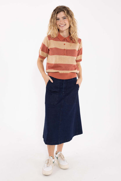 Smart stribet sweater med glitter, krave og korte ærmer til kvinder