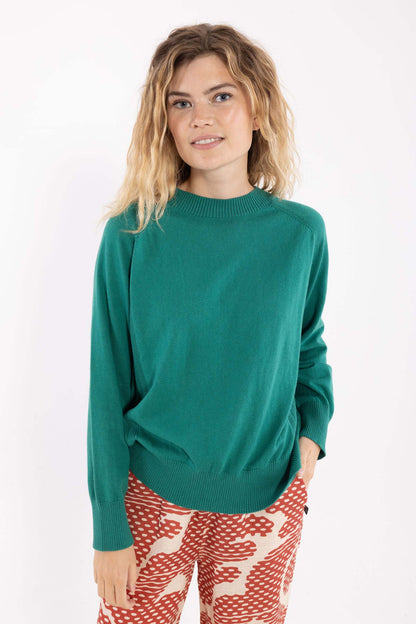 Flot sweater med rund hals i fin grøn nuance til kvinder fra Danefæ