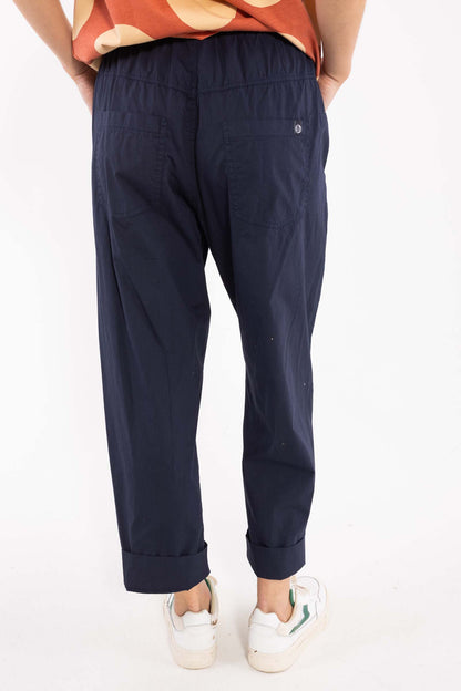 Behagelige navyblå bukser med elastik i taljen til kvinder